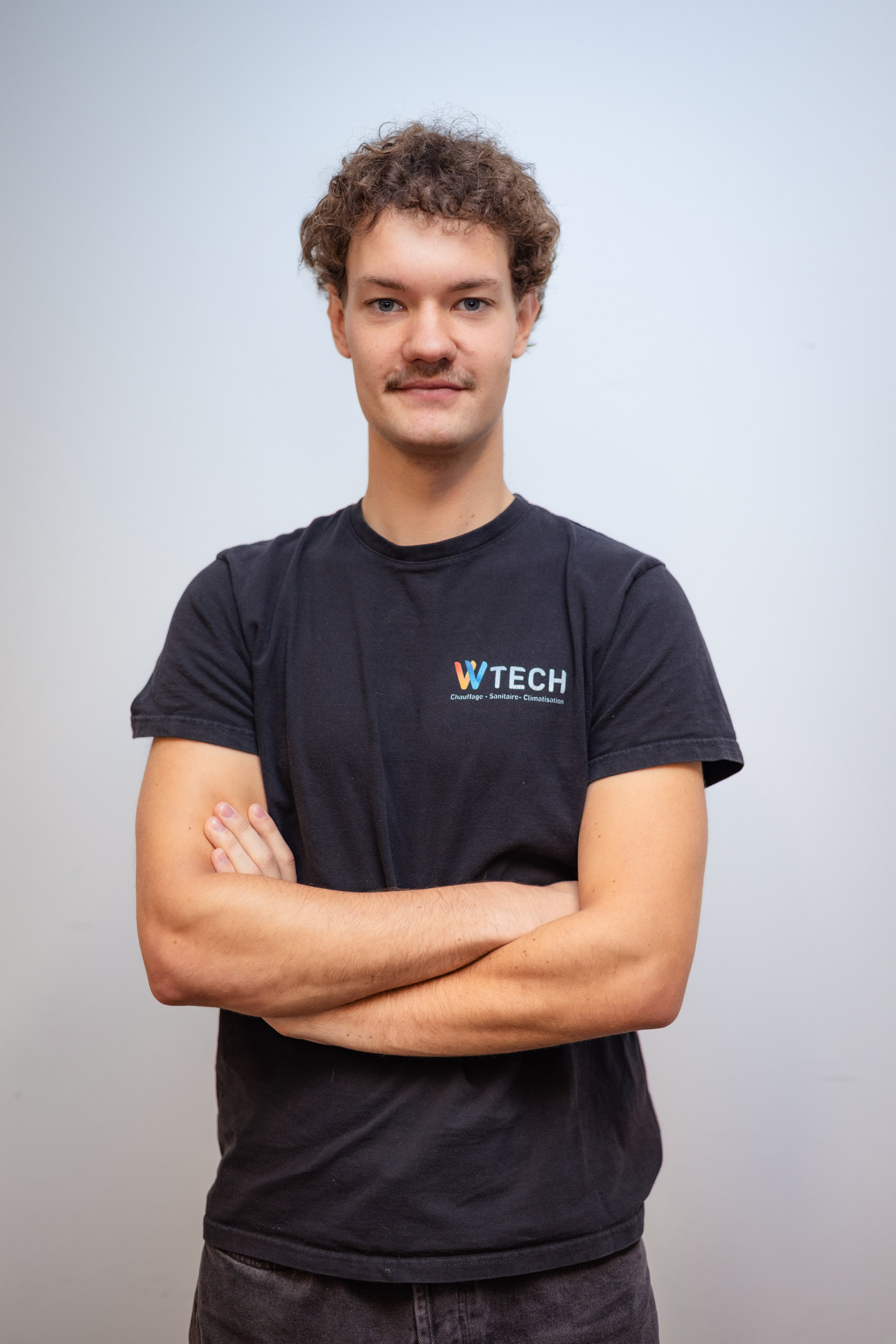 tiler-working-renovation-apartment (1) 1 (1).jpg